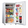 E_Mabe_Frigobar_90Lts_Blanco_RMF04LGPB0_Frontal_Abierta_Con_Props