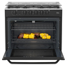 F_XOC80800CBS0_1_Mabe_Coccion_80cm_Negra_Horno_Abierto_con_Props.jpg