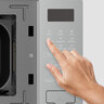 I_Kit_12_Estufa_Microondas_76cm_EMC76307SBW_Display